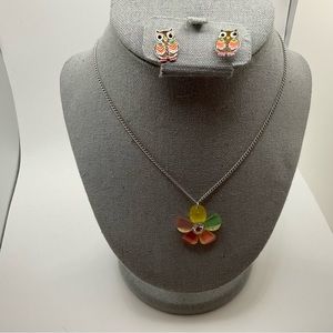 Owl pierced earrings and multi pastel daisy pendant on silver chocker chain